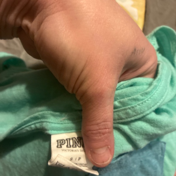 Pink top - Picture 2 of 2